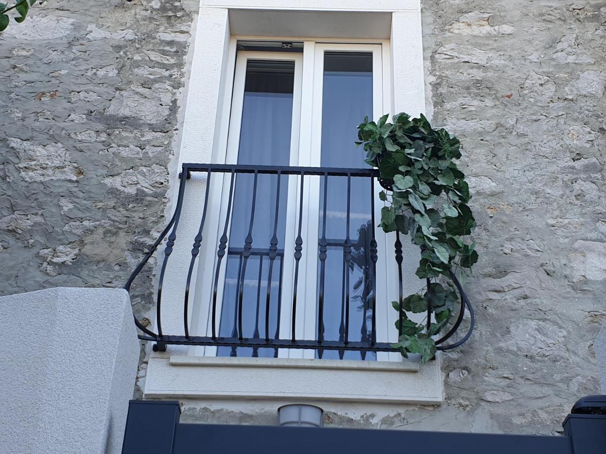 Castel Apartment Mali Lošinj Exterior foto