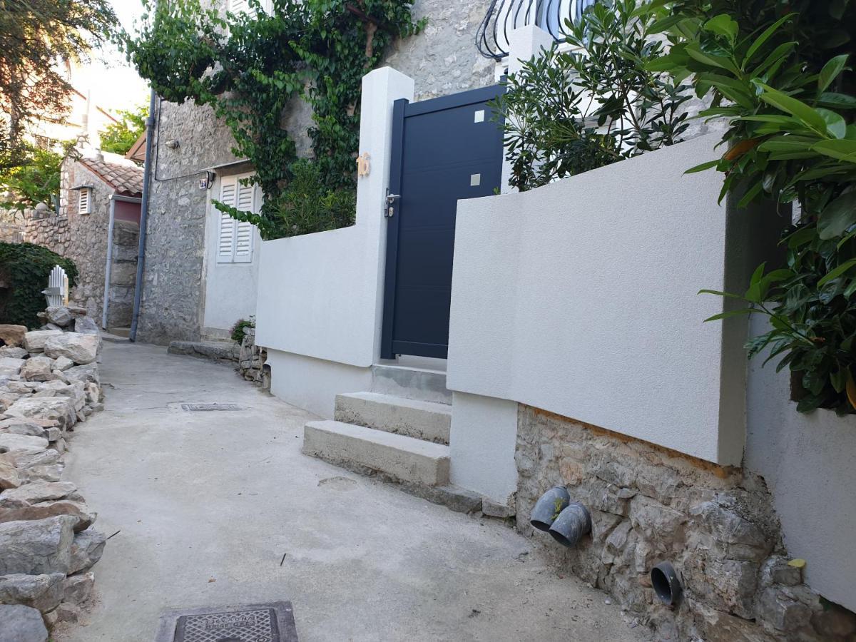 Castel Apartment Mali Lošinj Exterior foto