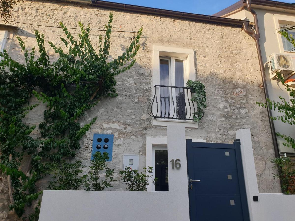 Castel Apartment Mali Lošinj Exterior foto