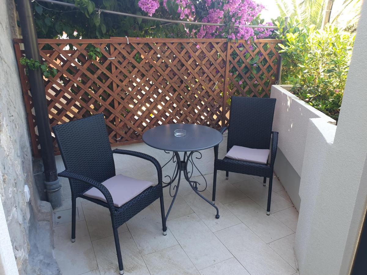 Castel Apartment Mali Lošinj Exterior foto